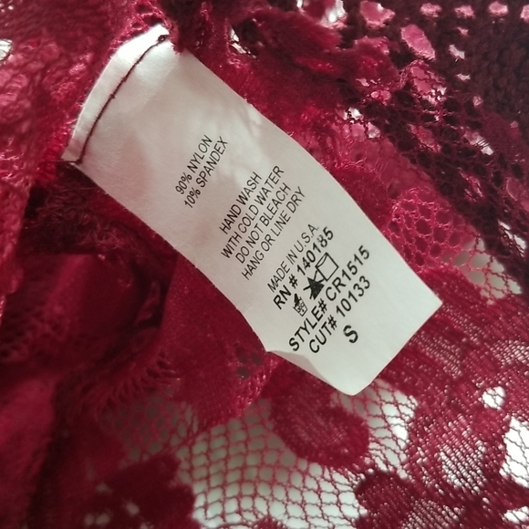 Lovely 153 Women's Lace Top - Picture 6 of 9